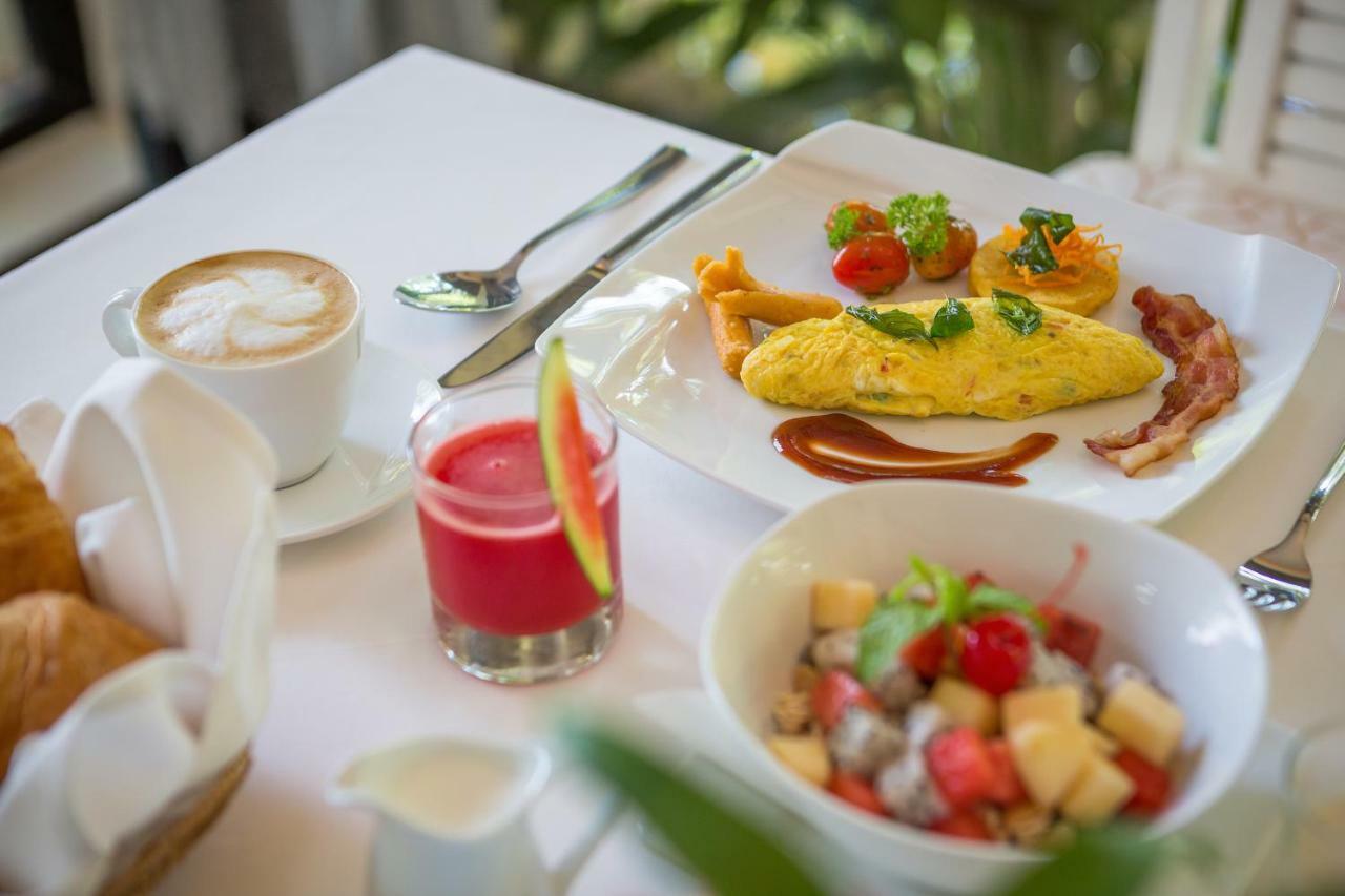 Angkor Sivutha Suites By Alfa Siem Reap Zewnętrze zdjęcie