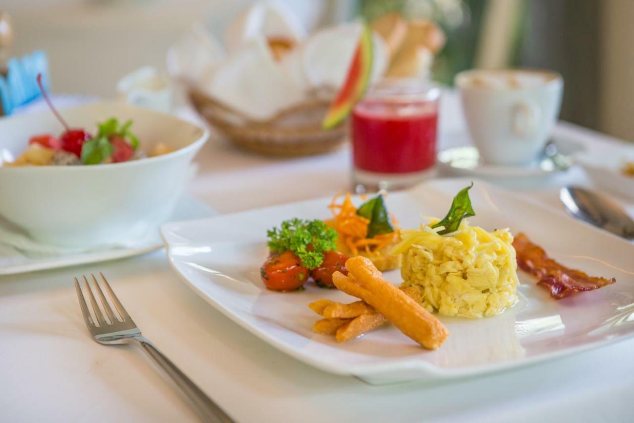 Angkor Sivutha Suites By Alfa Siem Reap Zewnętrze zdjęcie