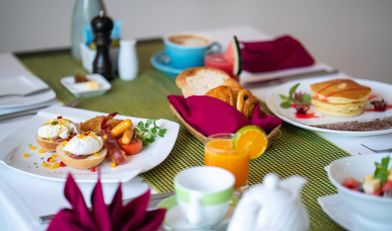 Angkor Sivutha Suites By Alfa Siem Reap Zewnętrze zdjęcie
